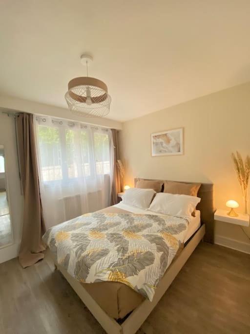 Derniere Reservations Avant Indisponibilite En Septembre Pour 12 Mois, Illimites Jacuzzi Spa Bain A Remous Interieur, Sauna Interieur, Parking Reserve, Vue Et Acces Parc, Prestations Uniques, 1Er Etage Corbeil-Essonnes Dış mekan fotoğraf