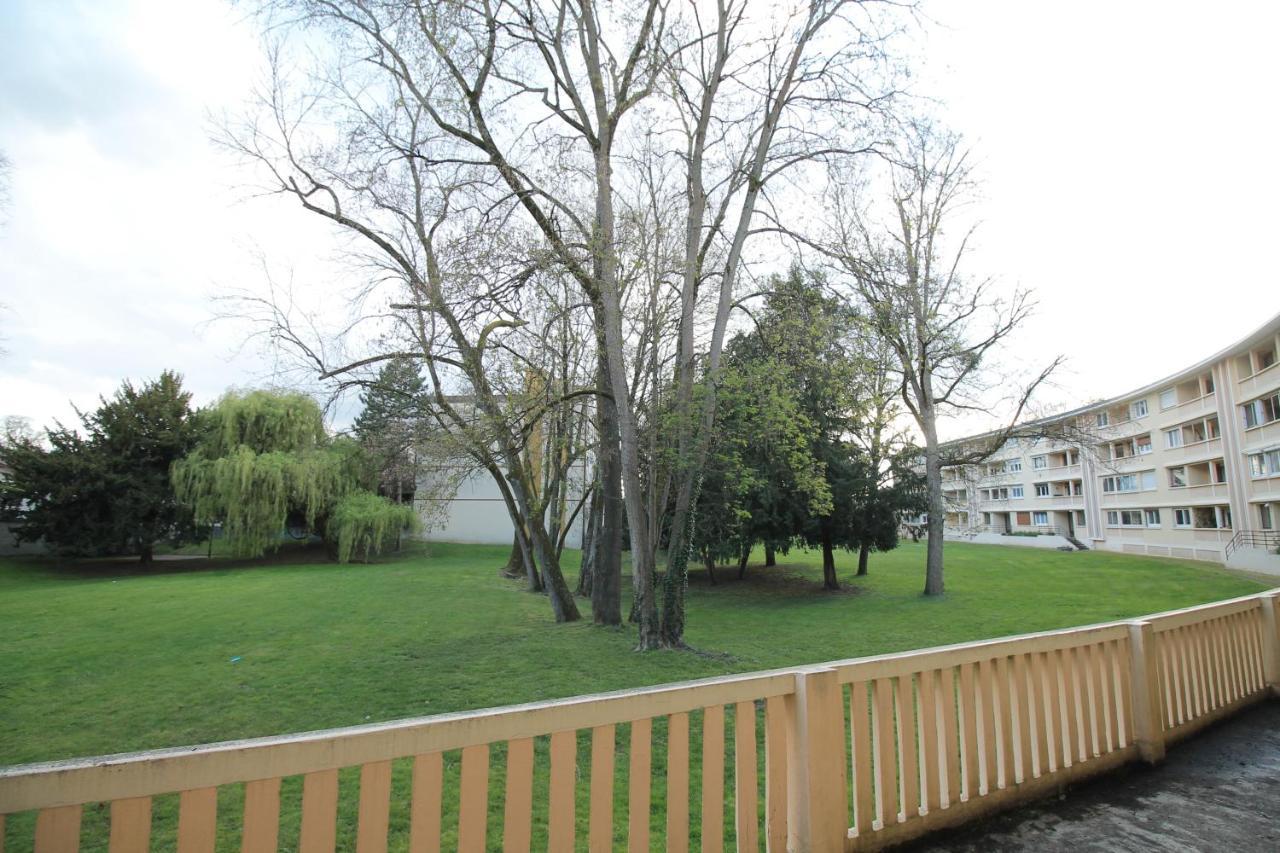 Derniere Reservations Avant Indisponibilite En Septembre Pour 12 Mois, Illimites Jacuzzi Spa Bain A Remous Interieur, Sauna Interieur, Parking Reserve, Vue Et Acces Parc, Prestations Uniques, 1Er Etage Corbeil-Essonnes Dış mekan fotoğraf