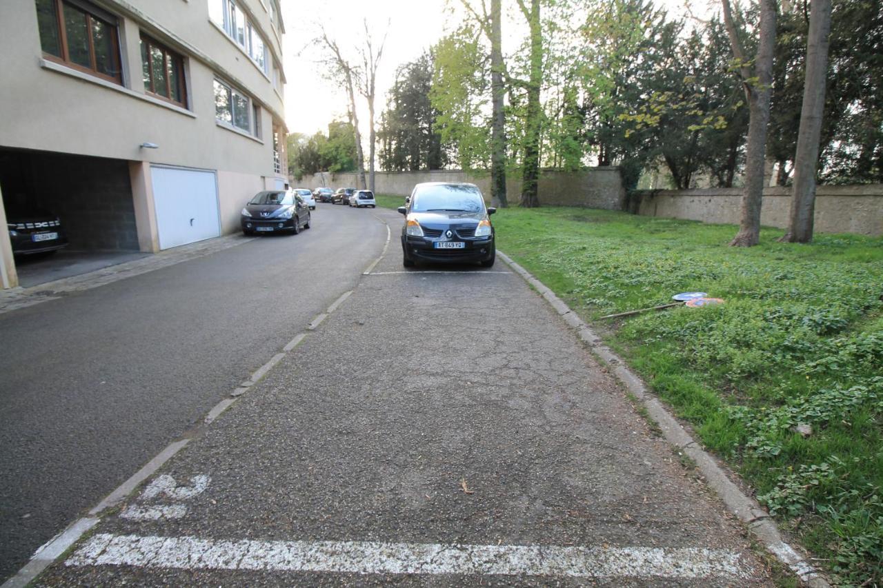 Derniere Reservations Avant Indisponibilite En Septembre Pour 12 Mois, Illimites Jacuzzi Spa Bain A Remous Interieur, Sauna Interieur, Parking Reserve, Vue Et Acces Parc, Prestations Uniques, 1Er Etage Corbeil-Essonnes Dış mekan fotoğraf