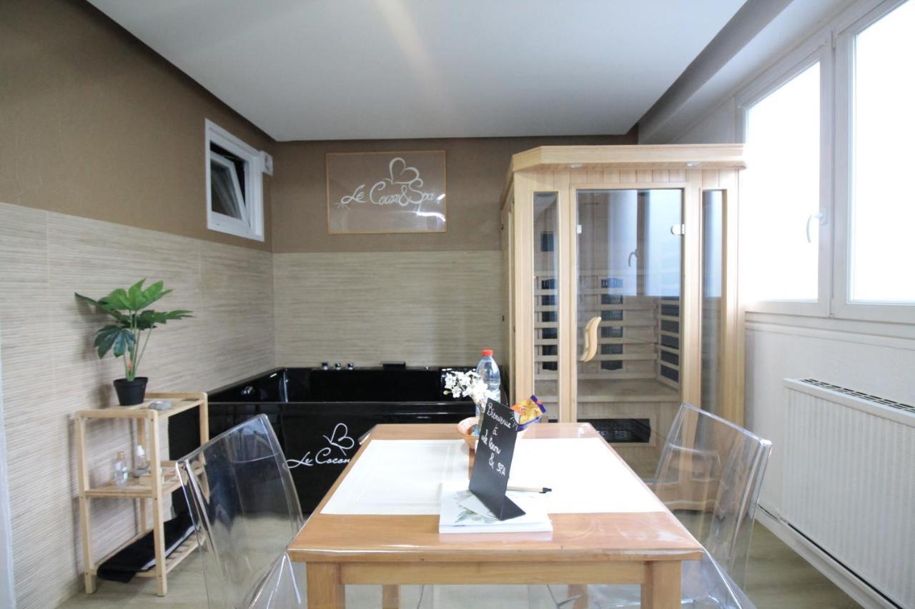 Derniere Reservations Avant Indisponibilite En Septembre Pour 12 Mois, Illimites Jacuzzi Spa Bain A Remous Interieur, Sauna Interieur, Parking Reserve, Vue Et Acces Parc, Prestations Uniques, 1Er Etage Corbeil-Essonnes Dış mekan fotoğraf