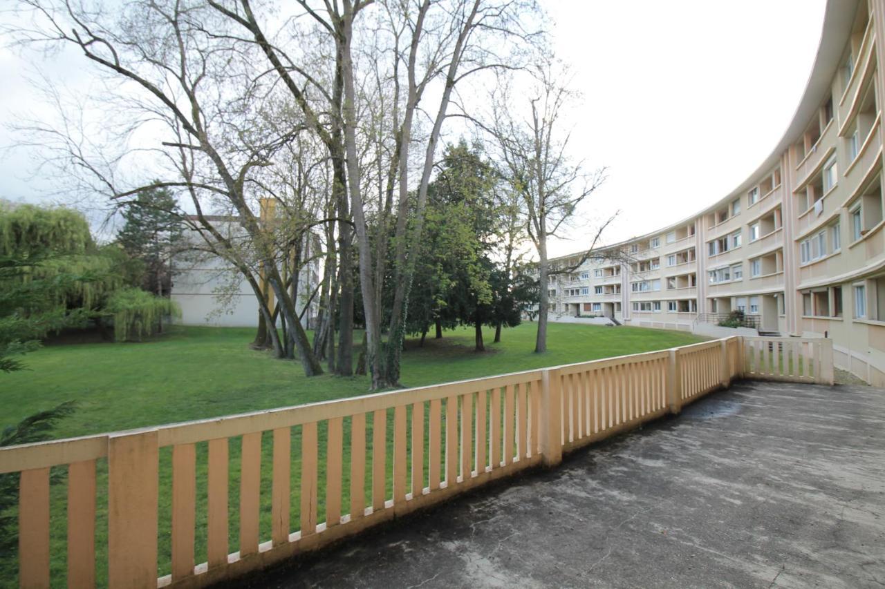 Derniere Reservations Avant Indisponibilite En Septembre Pour 12 Mois, Illimites Jacuzzi Spa Bain A Remous Interieur, Sauna Interieur, Parking Reserve, Vue Et Acces Parc, Prestations Uniques, 1Er Etage Corbeil-Essonnes Dış mekan fotoğraf