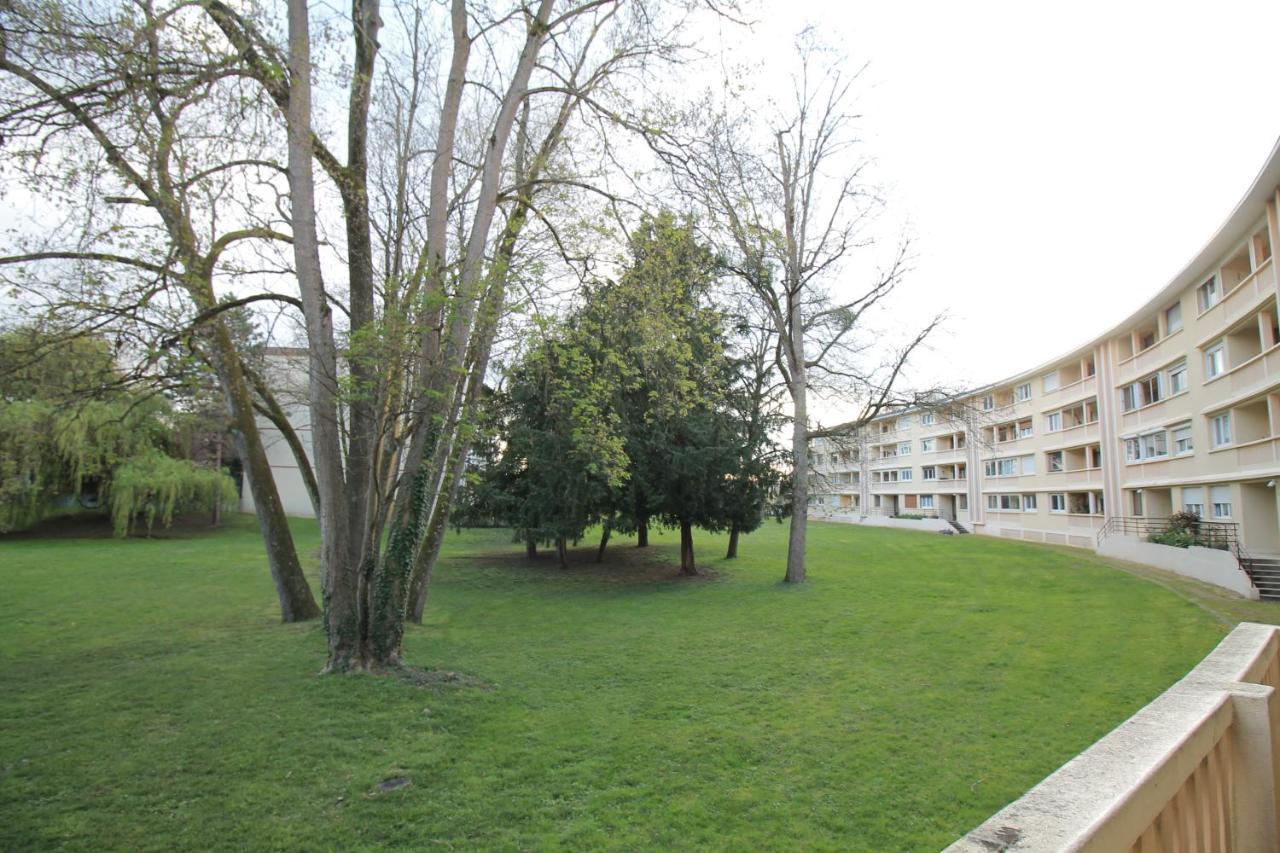 Derniere Reservations Avant Indisponibilite En Septembre Pour 12 Mois, Illimites Jacuzzi Spa Bain A Remous Interieur, Sauna Interieur, Parking Reserve, Vue Et Acces Parc, Prestations Uniques, 1Er Etage Corbeil-Essonnes Dış mekan fotoğraf