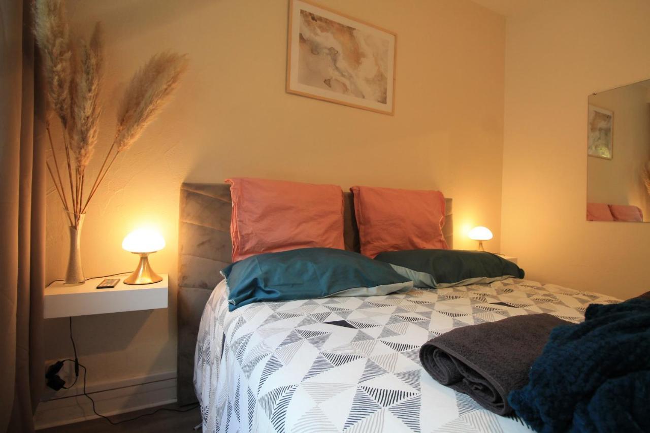 Derniere Reservations Avant Indisponibilite En Septembre Pour 12 Mois, Illimites Jacuzzi Spa Bain A Remous Interieur, Sauna Interieur, Parking Reserve, Vue Et Acces Parc, Prestations Uniques, 1Er Etage Corbeil-Essonnes Dış mekan fotoğraf